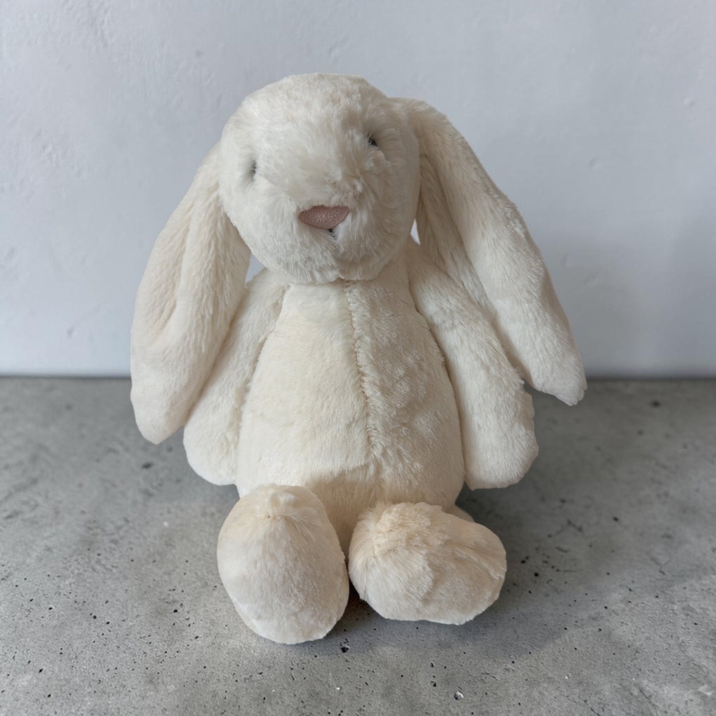 Bashful Cream Bunny - Weißer Hase
