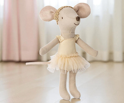 Balletttänzerin Maus, Große Schwester