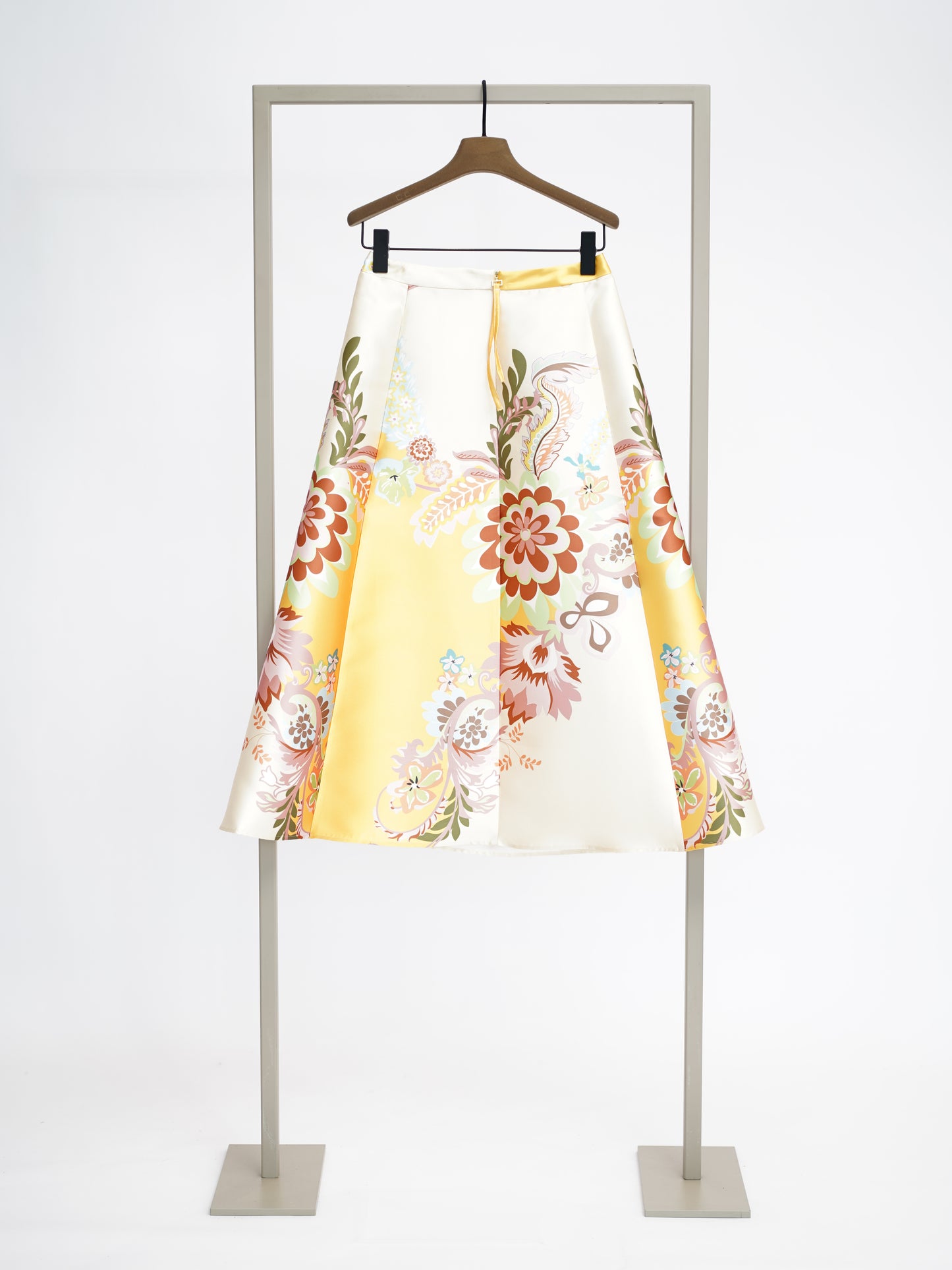 Glockenrock mit floralem Allover-Print / yellow multi