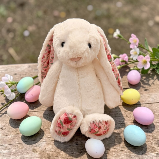 Weißer Hase mit bunten Ohren - Blossom Cream Bunny 'Berry'