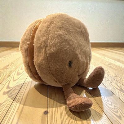 Amuseables Mona Macaron