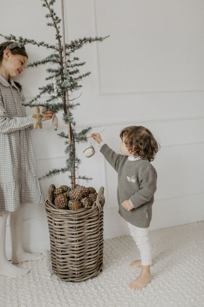 Strickpullover mit kleiner Stickerei "little dog" green
