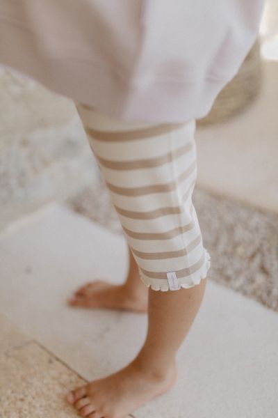 Kurze Leggings gestreift